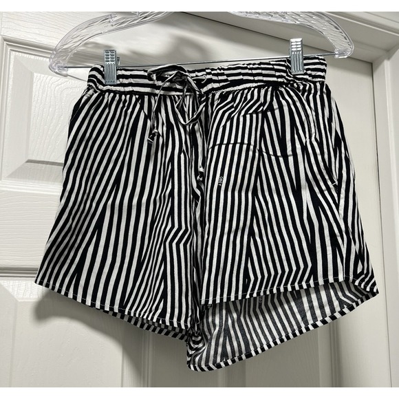 Obey Pants - Obey no 89 Ruckus white black stripe short pockets Small